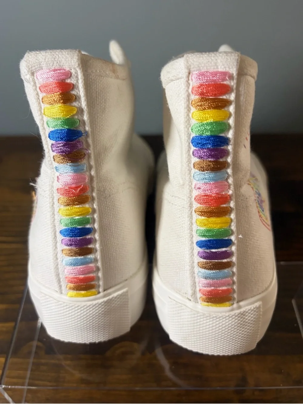 American Eagle Outfitters Trust in Love  White High-Top Sneakers with Embroidery